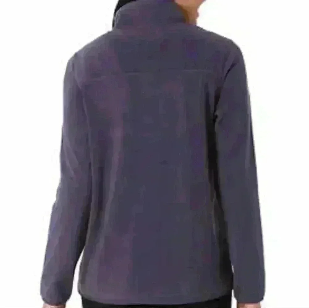 32D Pullover - Picture 2 of 5